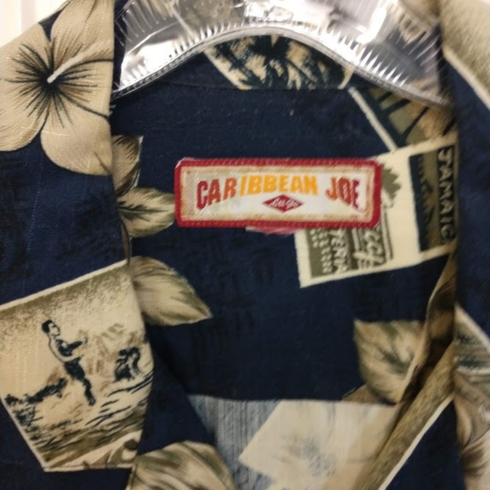 SOLD Caribbean Joe Men's Camp Shirt - Picture 4 of 5